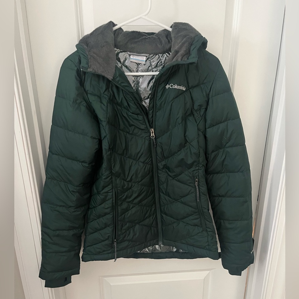 Columbia Women's Forest Green Puffer Coat
